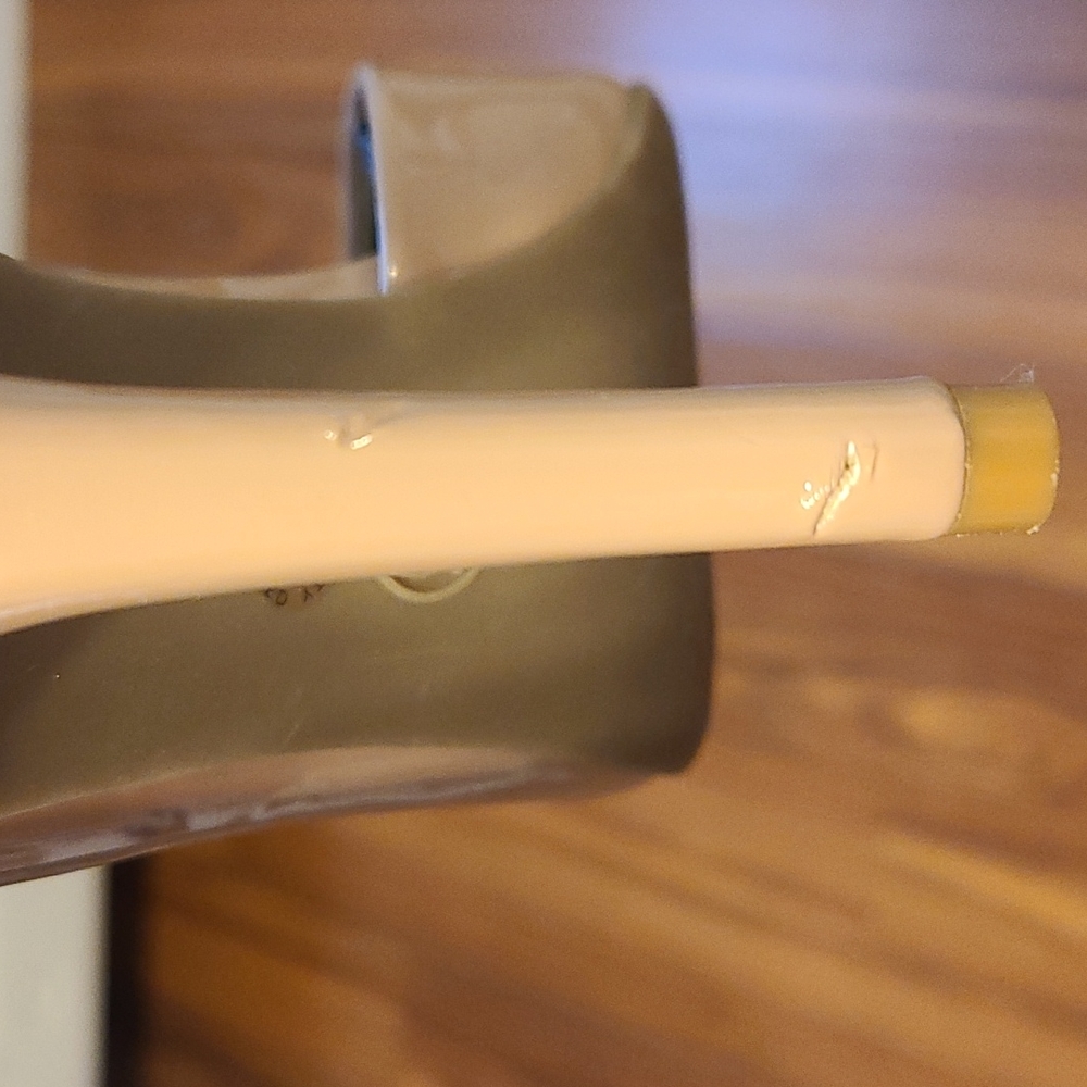 Heels - Picture 8 of 8